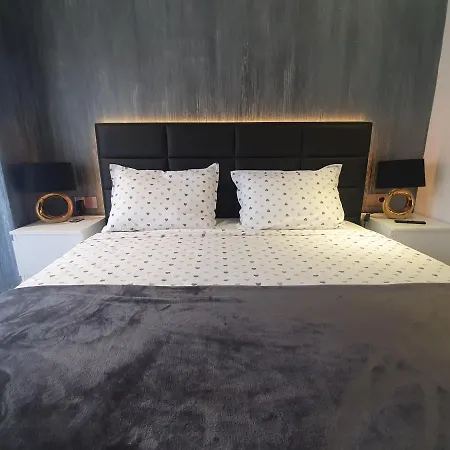 Apartment Opera